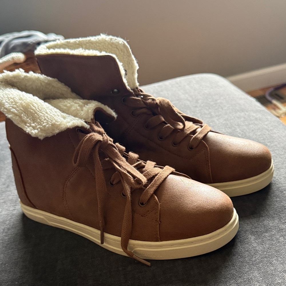 Indigo Brown Ankle Boots with Cream Lining